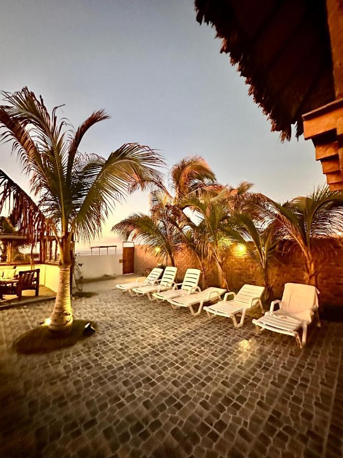 Hotel Puerto Antiguo Лос-Органос Экстерьер фото