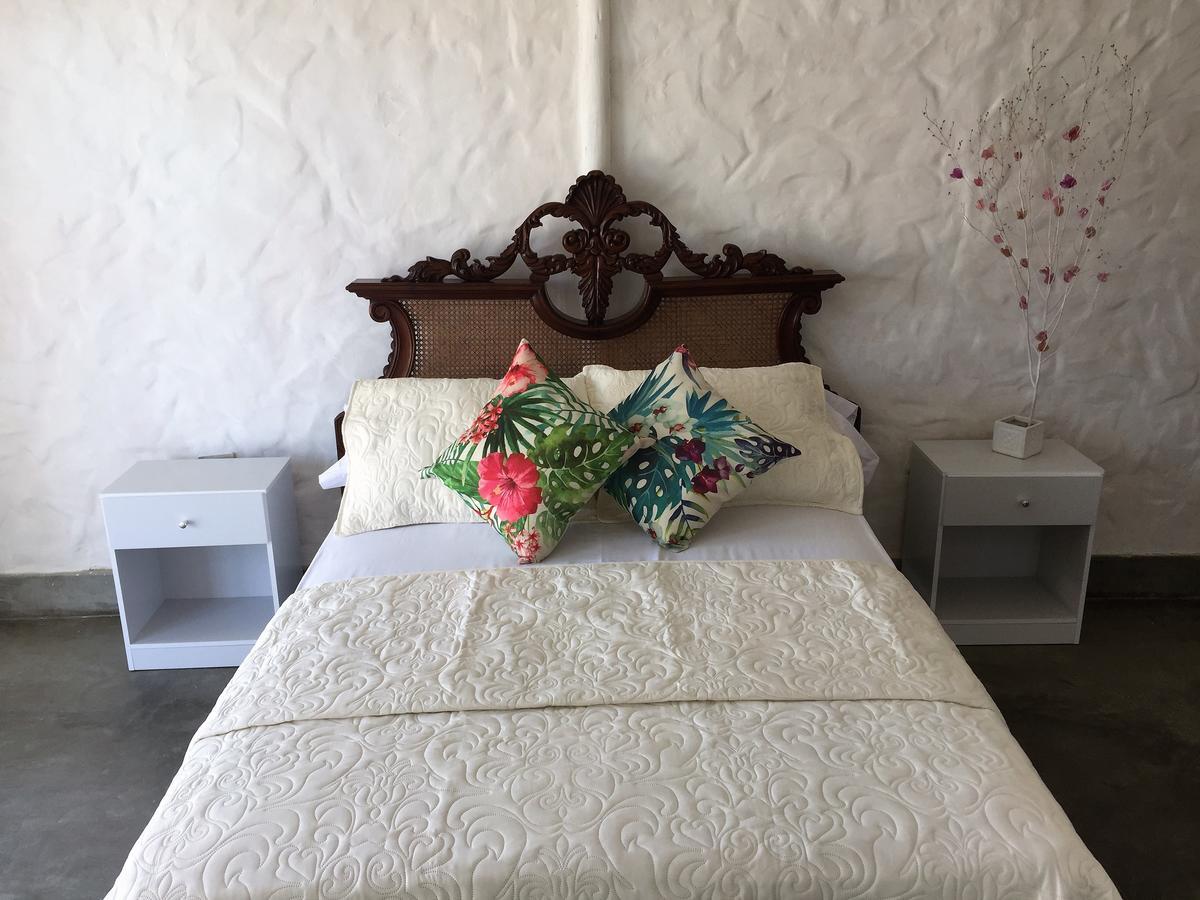 Hotel Puerto Antiguo Лос-Органос Экстерьер фото